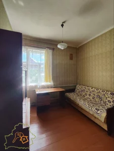 Крепкий, бревенчатый дом по ул. Л. Чайкиной