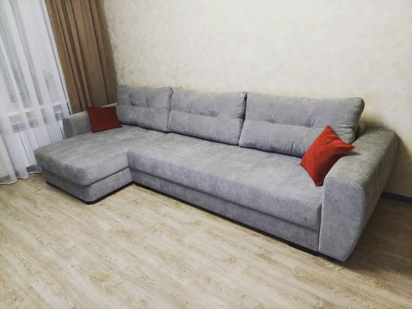 Перетяжка, ремонт, реставрация и сборка мебели