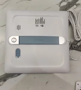 Робот мойщик окон