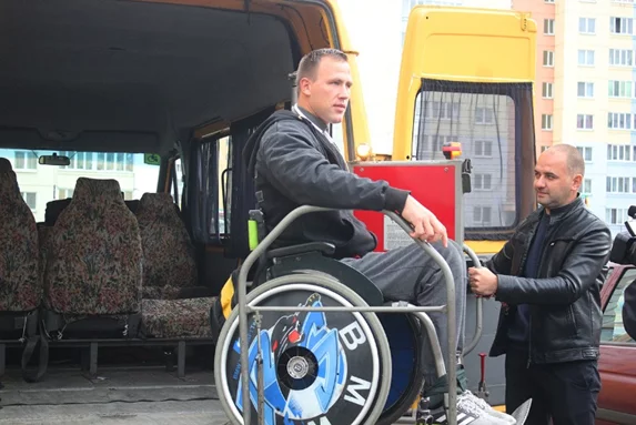 Транспортная услуга социальное такси