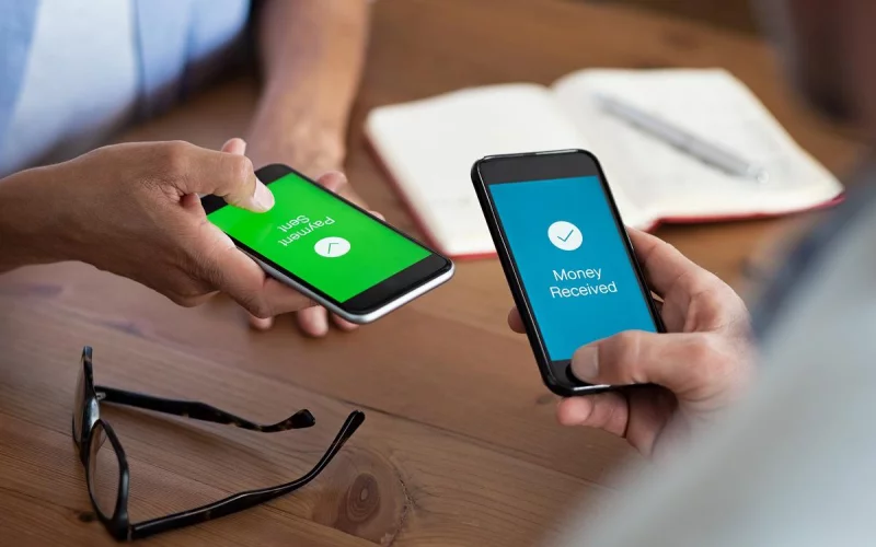 Переводы денег по номеру телефона станут доступны во всех белорусских банках