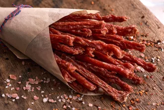 Снеки с недопустимыми добавками изъяли из продажи в Бобруйске