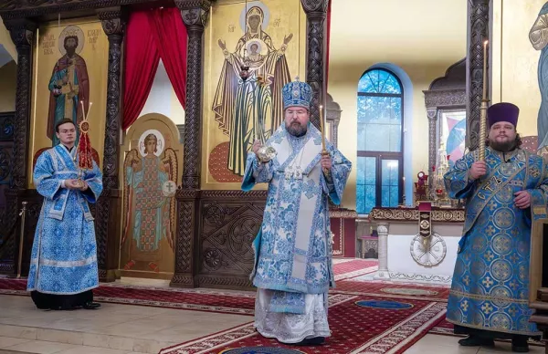 Епископ Бобруйский и Быховский Серафим совершил всенощное бдение в кафедральном соборе святителя Николая накануне праздника Рождества Пресвятой Богородицы