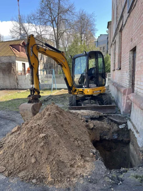 Аренда мини экскаватора, телескопического погрузчика, автокран.