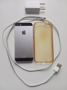 Apple iPhone 5s ME341LL/A