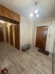 2-ух комнатная квартира 55кв. В центре