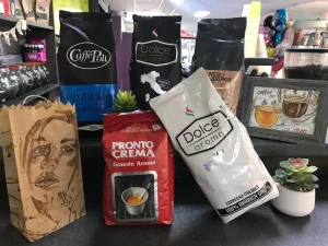 Бариста в кофейню