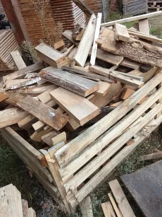 Дрова, обрезки дуба