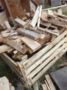 Дрова, обрезки дуба