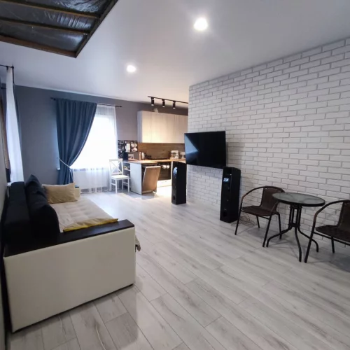 Дом с гаражом на 2 машины и участком 25 соток рядом с рекой Березина