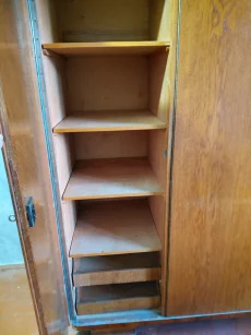 Продом шкаф