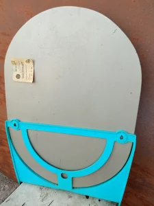 Зеркало для ванной овальное с полкой