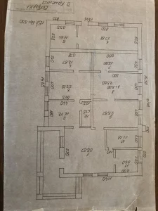 Здание с участком