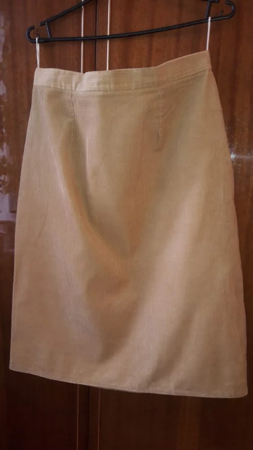 Юбку женскую