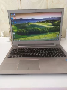 Ноутбук Lenovo