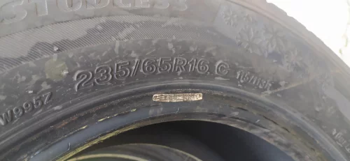 Пара 235 65 R16C Bridgestone зима 160р