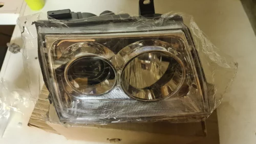 Новую фару Great Wall Safe