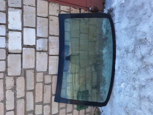 Заднее стекло на БМВ F01