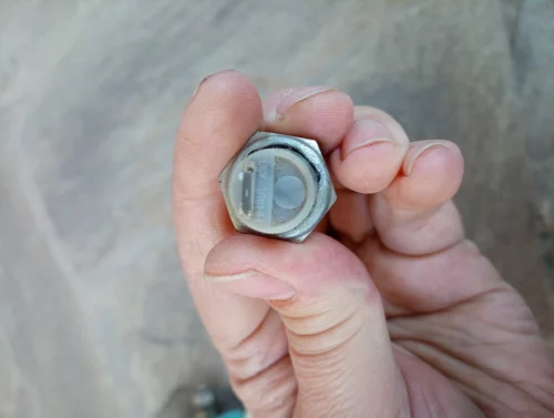 Датчик давления масла КАМАЗ, ГАЗ, ЗИЛ, УРАЛ, МТЗ новый