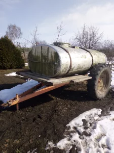 Бочка (цистерна) на колесах