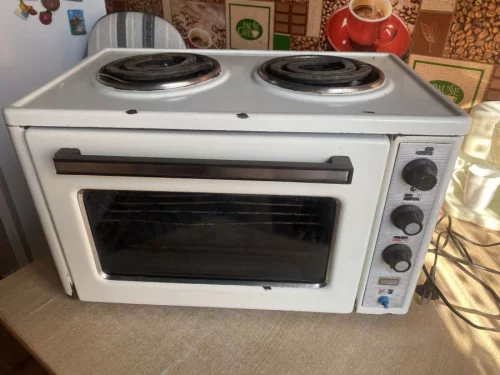 Плита с духовкой электрическая 50 рублей