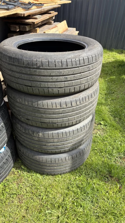 4 шины в хорошем состоянии 225/55R18 -300р торг