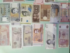 Бонны  денежные  в идеальном состоянии