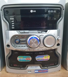 Музыкальный центр LG LM-U1350