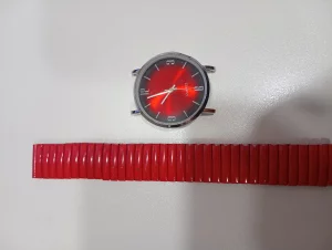 Часы рабочие, вылетело стекло и порвался браслет