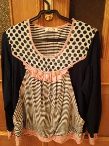 Лот блузки кофты