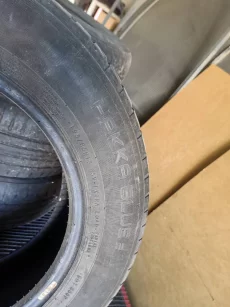 Nokian 4 автошины 75р за шт лето 195/65R15