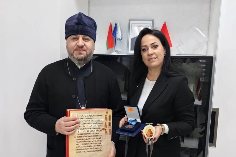 Личные вещи Митрополита Филарета переданы в музейную комнату бобруйской гимназии №3