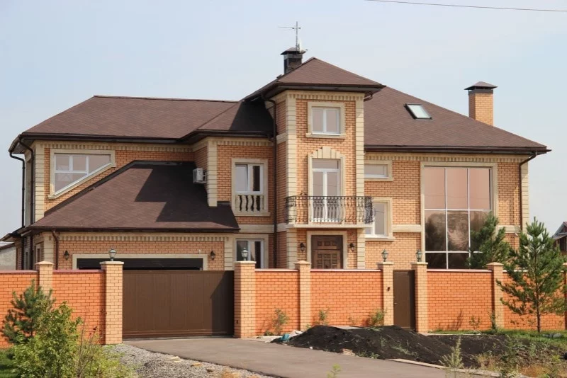 Особенности проектирования и строительства частных домов в пригороде Минска