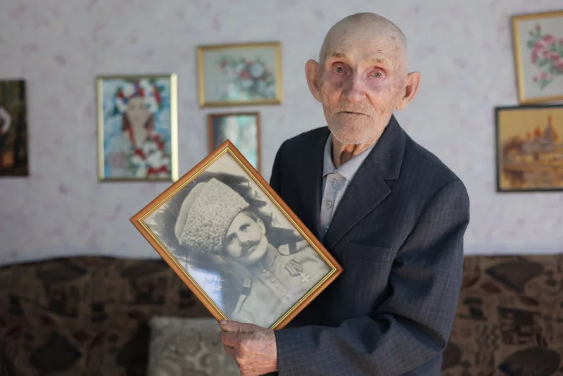 Два поколения 100-летних долгожителей: история семьи Ивановых из поселка Лекерта
