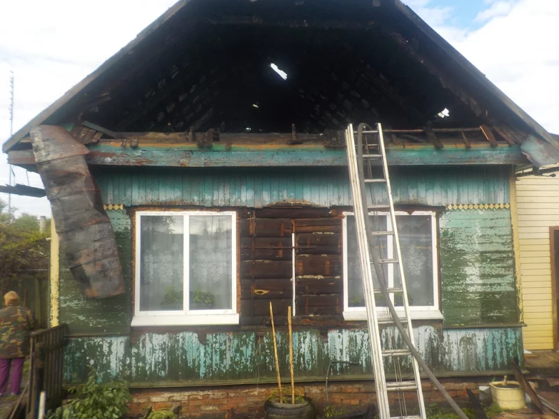 В переулке Широком горел дом