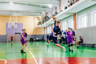 Гандбольные баталии в Бобруйске: результаты первого дня второго этапа ZUBR CUP в Дивизионе II