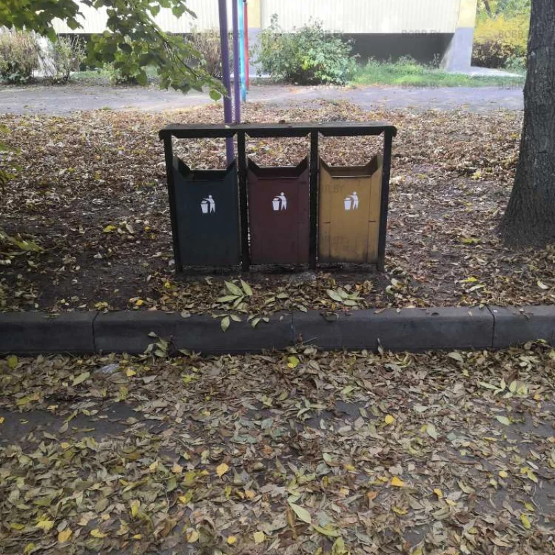 Видел такие контейнеры, но мусорки ещё не встречал????
