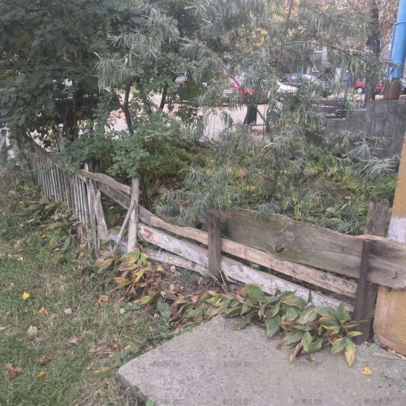 Заборчик требует ремонта