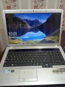 Ноутбук Самсунг R 730