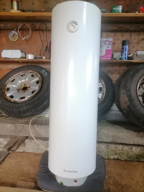 Водонагреватель Аристон