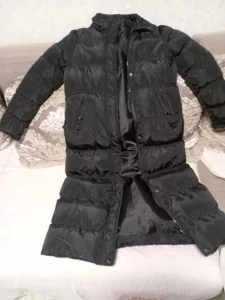Продам пуховик демисезонний женский черный