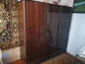 Шкаф