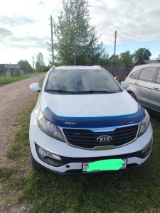 Автомобиль Kia Sportage |||