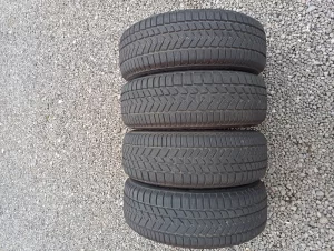 Резина зима 215/65R16