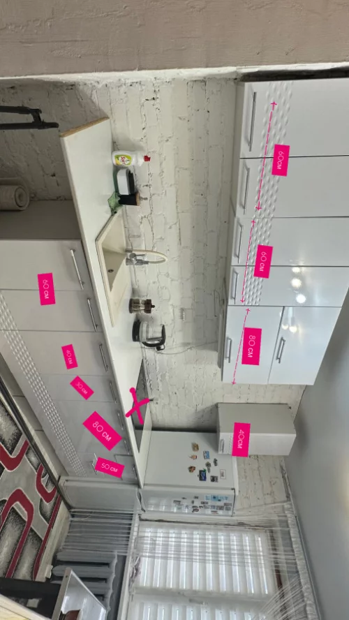 Кухня (мойка каменная и смеситель в подарок)