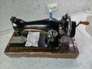 Швейная машина ПМЗ