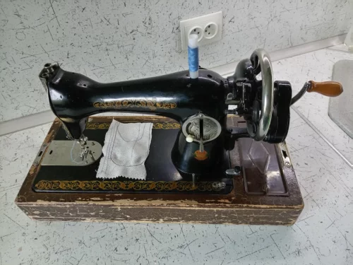 Швейная машина ПМЗ