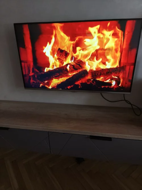 Телевизор LG 42 дюйма