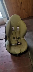 Автокресло 100 руб