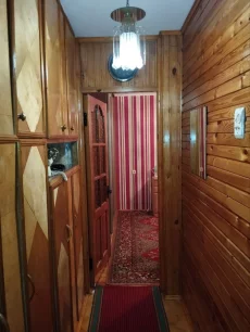 Двух комнатную квартиру на длительный срок